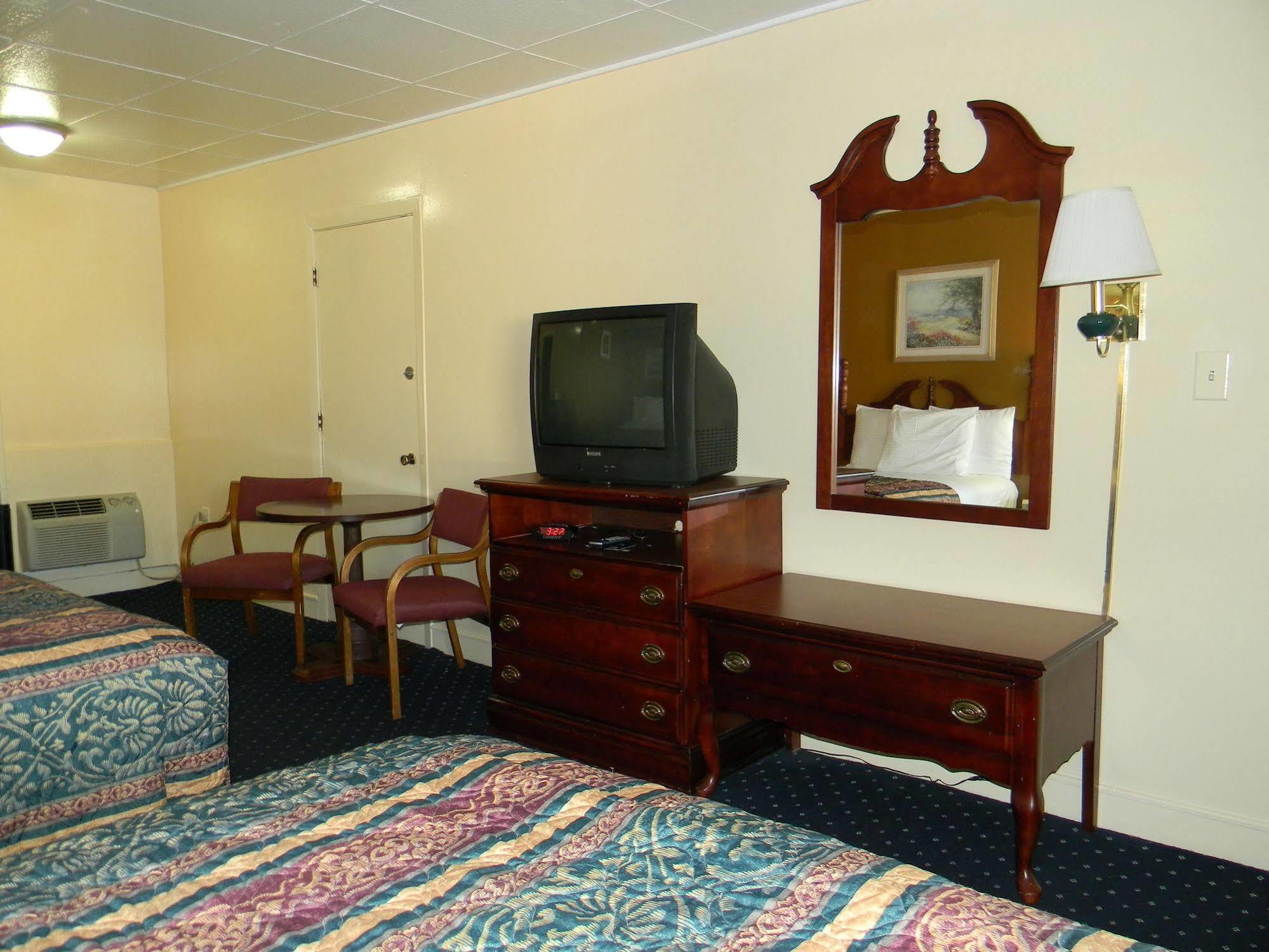 Fairfax Motel Roanoke Rapids Eksteriør bilde