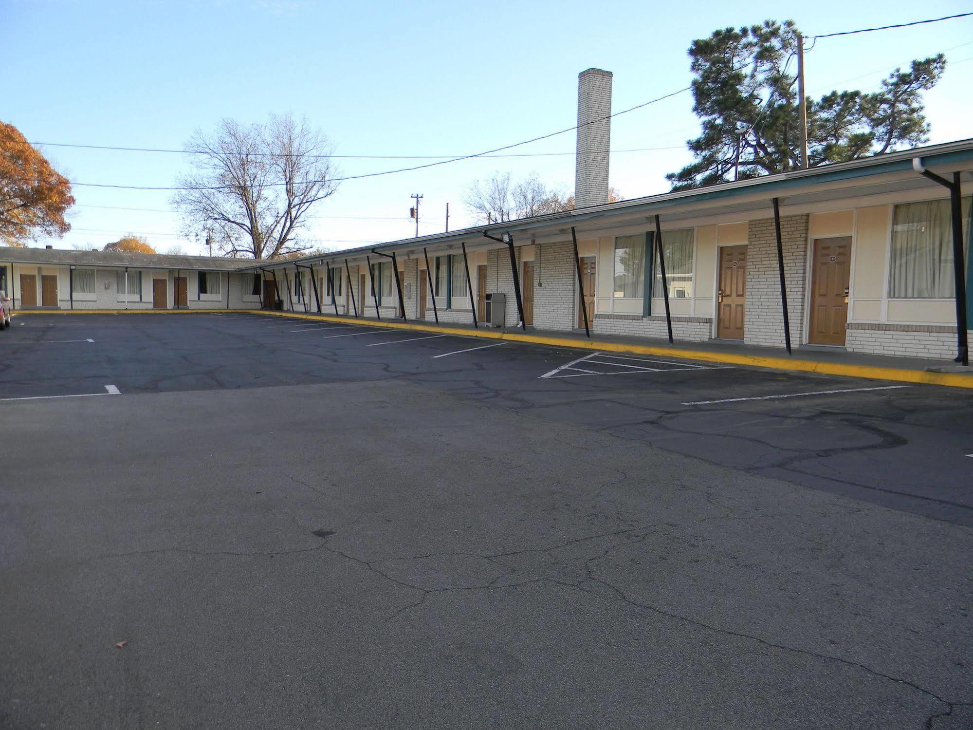 Fairfax Motel Roanoke Rapids Eksteriør bilde